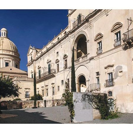 מלון נוטו Palazzo Trigona Dependance מראה חיצוני תמונה