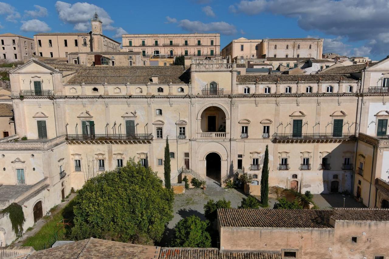 מלון נוטו Palazzo Trigona Dependance מראה חיצוני תמונה